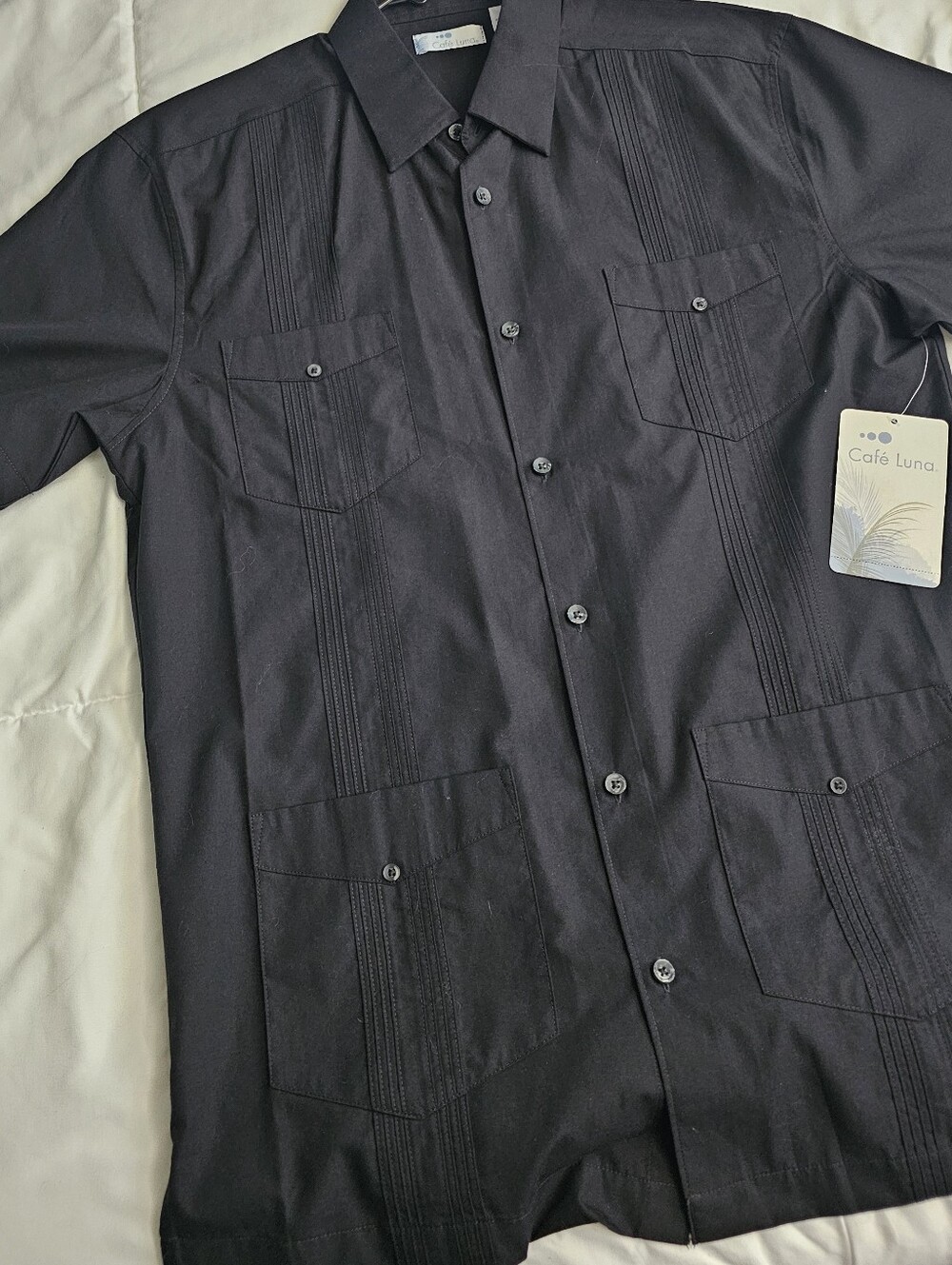 Men's Black Short-Sleeve Guayabera Shirt - Picture 8 of 8
